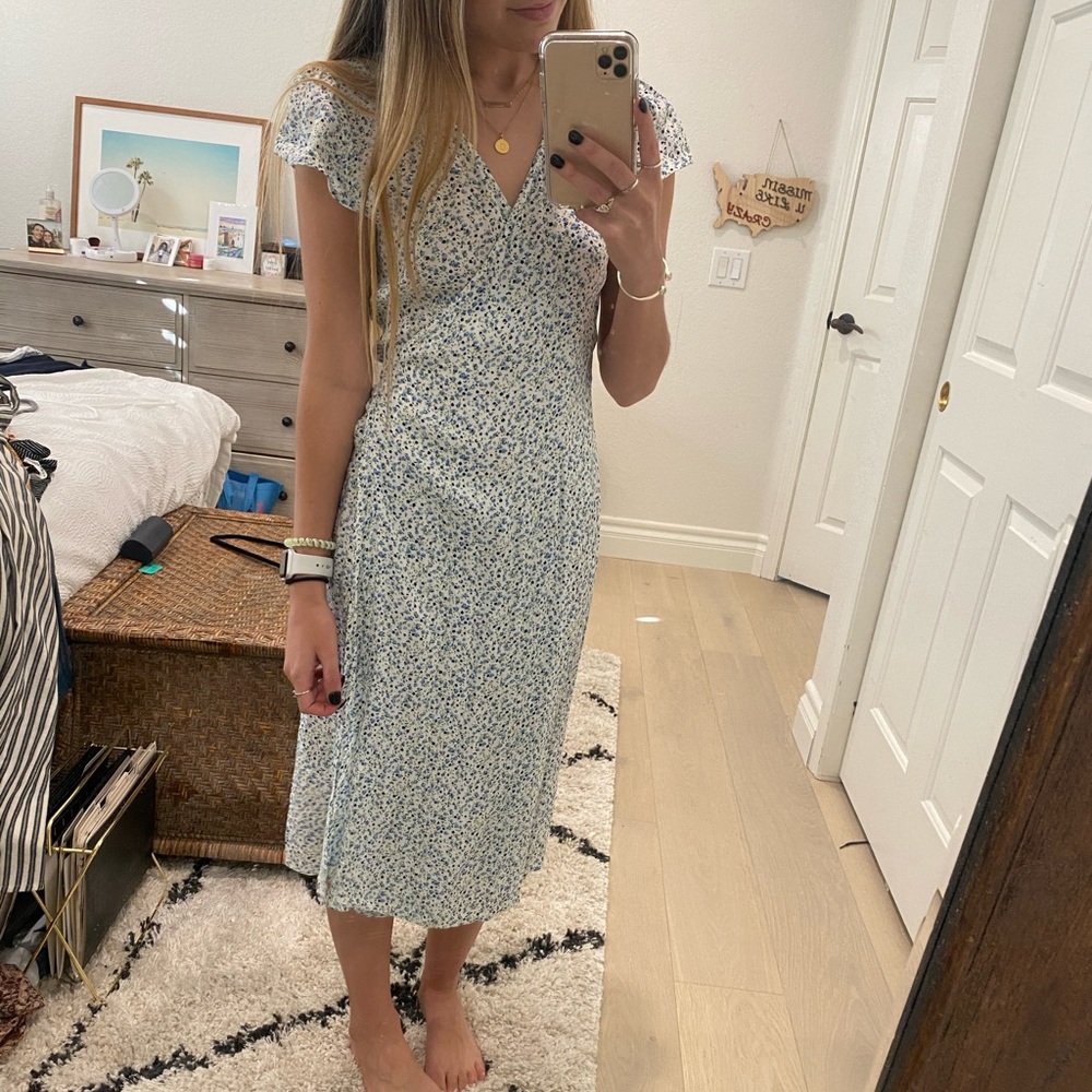 ✅SOLD✅Brandy Melville midi floral dress
